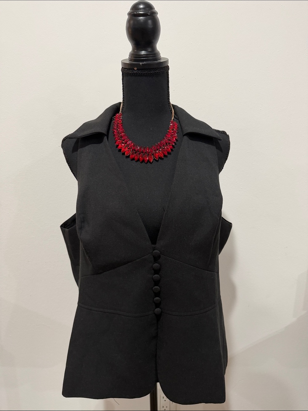 Fashion Nova Black Sleeveless Button-Front Vest